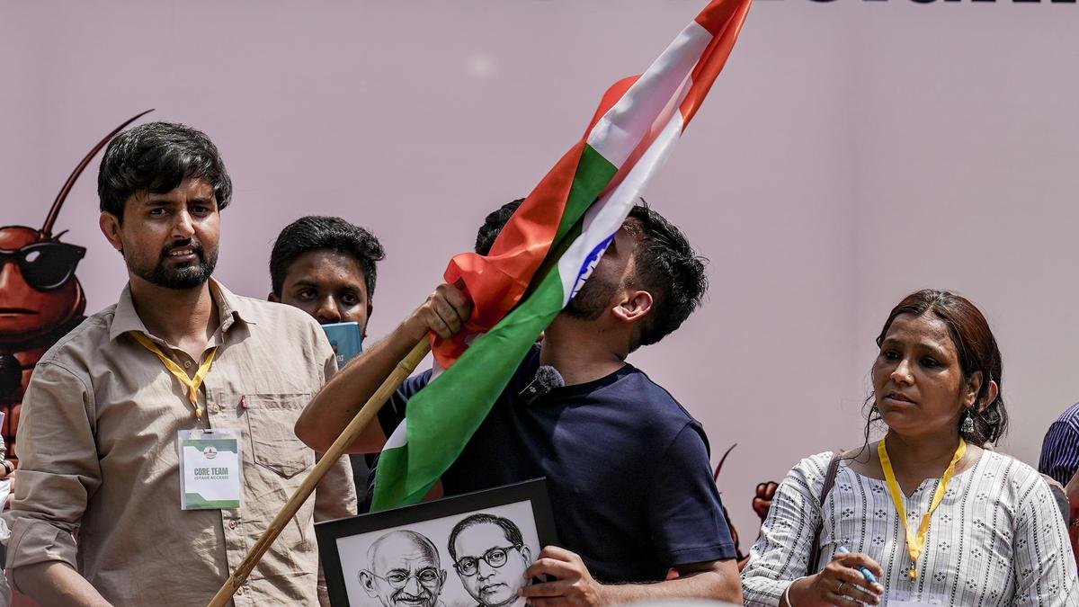 'प्रधान के इस्तीफा देने तक नहीं छोड़ेंगे': सीजेपी संस्थापक डुबके ने विरोध प्रदर्शन को बढ़ाने की अनुमति मांगी