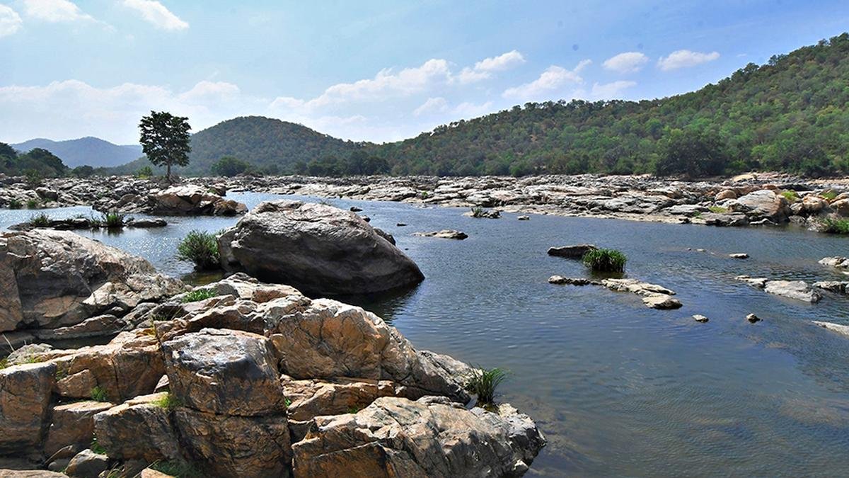 प्रस्तावित मेकेदातु जल परियोजना पर विवाद