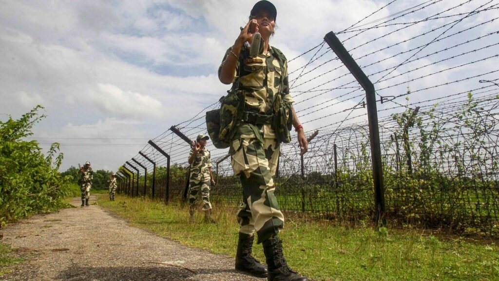 बीएसएफ, बीजीबी अगले सप्ताह महानिदेशक स्तर की वार्ता करेंगे बीएसएफ, बीजीबी अगले सप्ताह महानिदेशक स्तर की वार्ता करेंगे