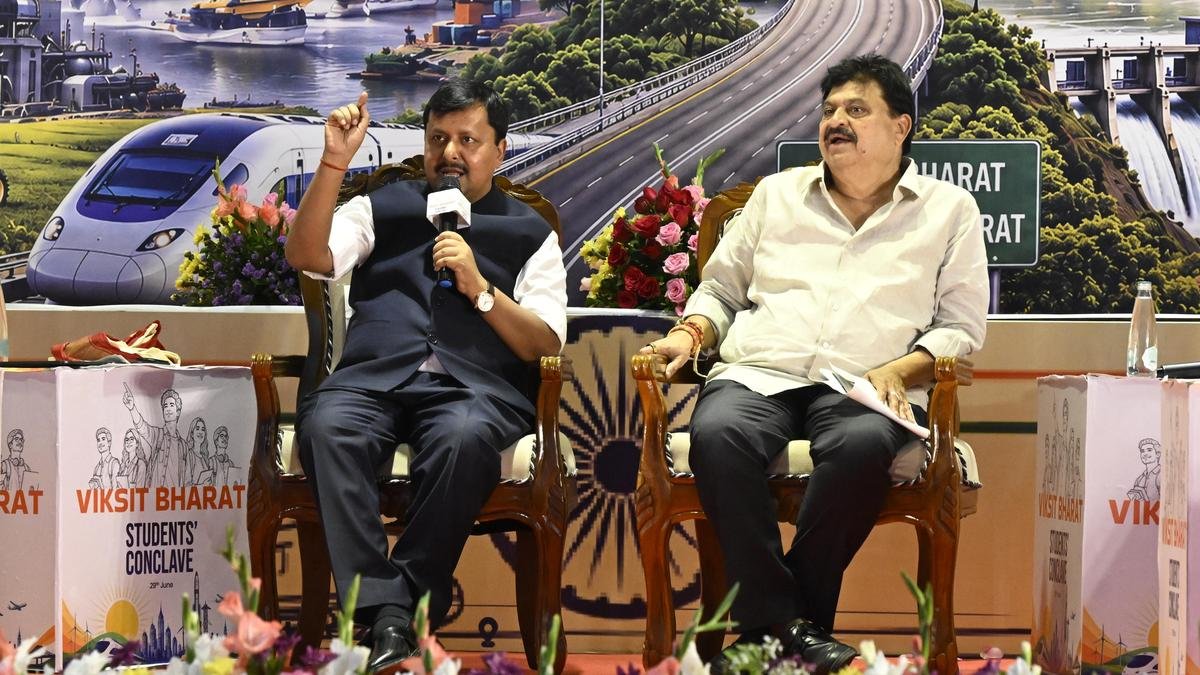 भाजपा के राष्ट्रीय अध्यक्ष नितिन नबीन का कहना है कि राहुल गांधी 'अंशकालिक राजनीतिज्ञ' हैं