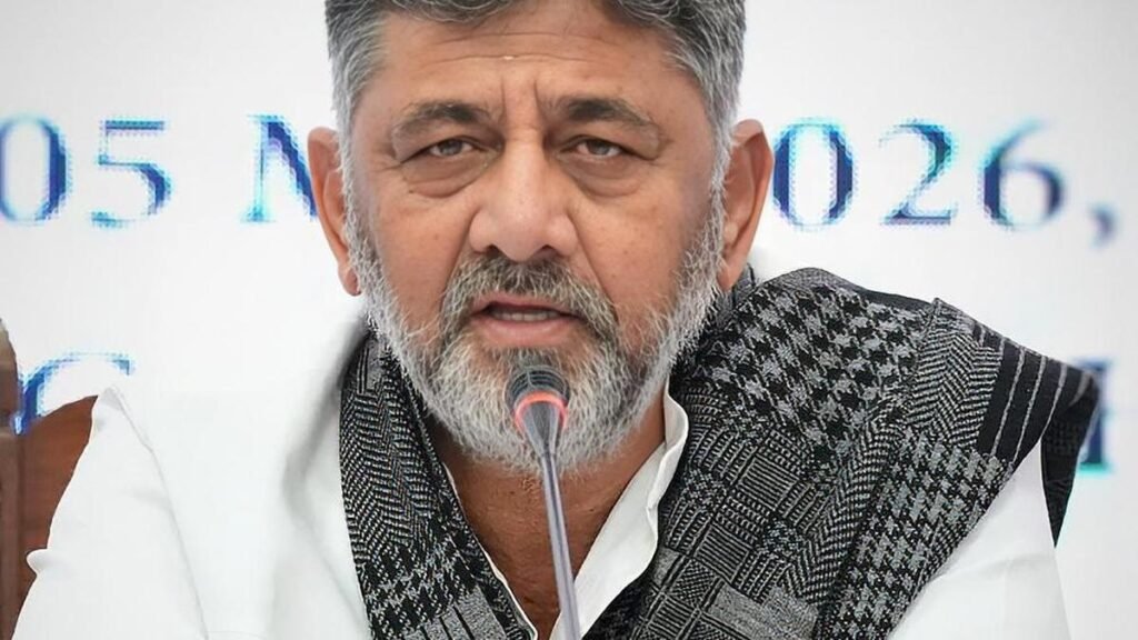 भाजपा ने नये कूड़ा टेंडरों की जांच की मांग की; मुख्यमंत्री ने विपक्ष के नेता को ‘कचरा माफिया का प्रवक्ता’ बताया भाजपा ने नये कूड़ा टेंडरों की जांच की मांग की; मुख्यमंत्री ने विपक्ष के नेता को 'कचरा माफिया का प्रवक्ता' बताया