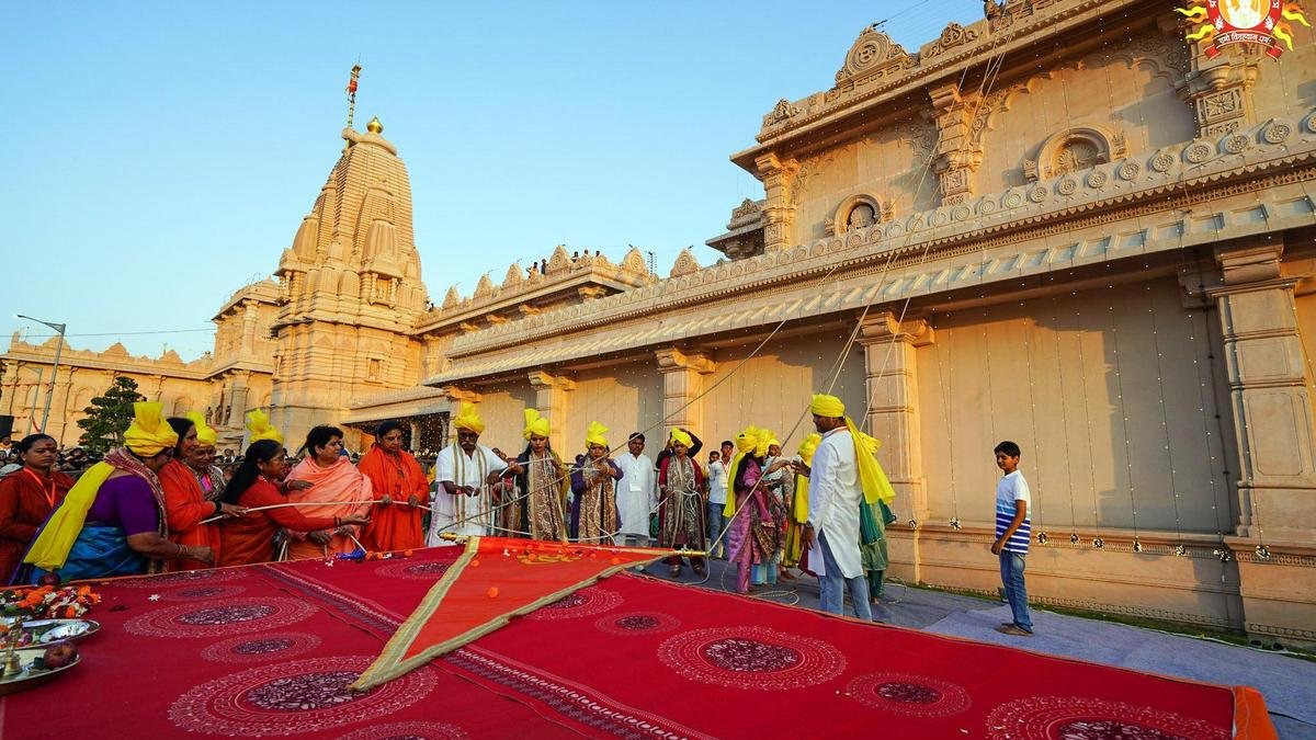 राम मंदिर गबन का मामला एक न्यायिक व्यक्ति और नाबालिग की संपत्ति से संबंधित है