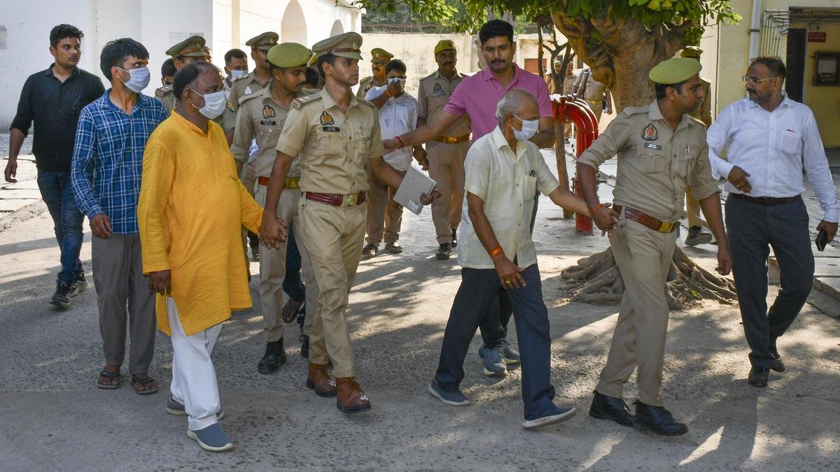 राम मंदिर चंदा मामला: सभी आठ आरोपियों को 14 दिन की न्यायिक हिरासत में भेजा गया