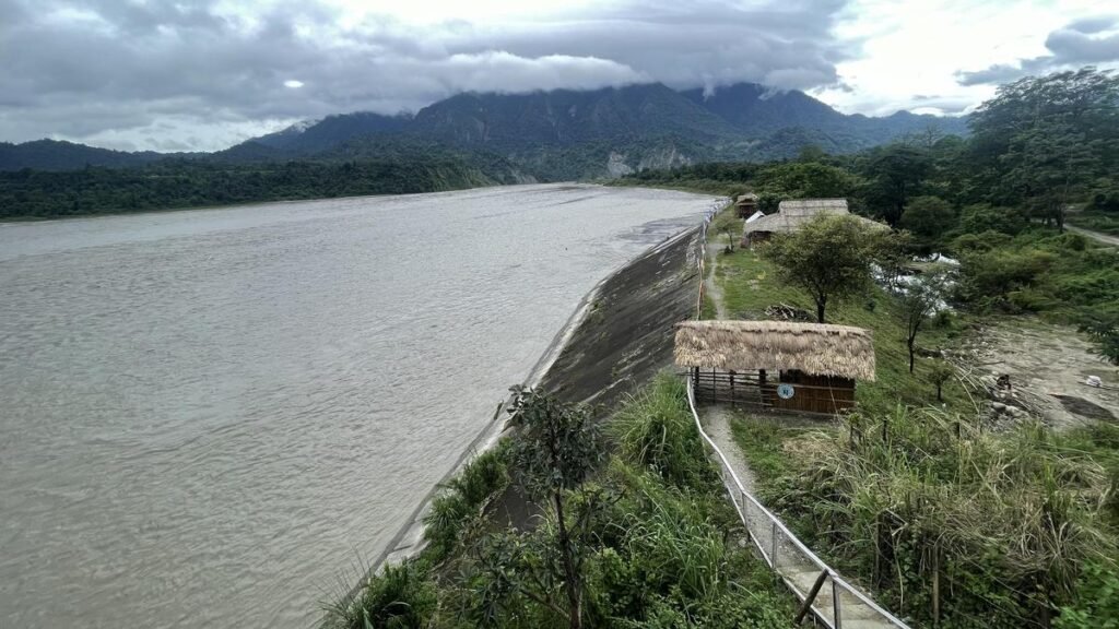 सीमावर्ती भूमि से लेकर भारत की सामरिक संसाधन सीमा तक सीमावर्ती भूमि से लेकर भारत की सामरिक संसाधन सीमा तक