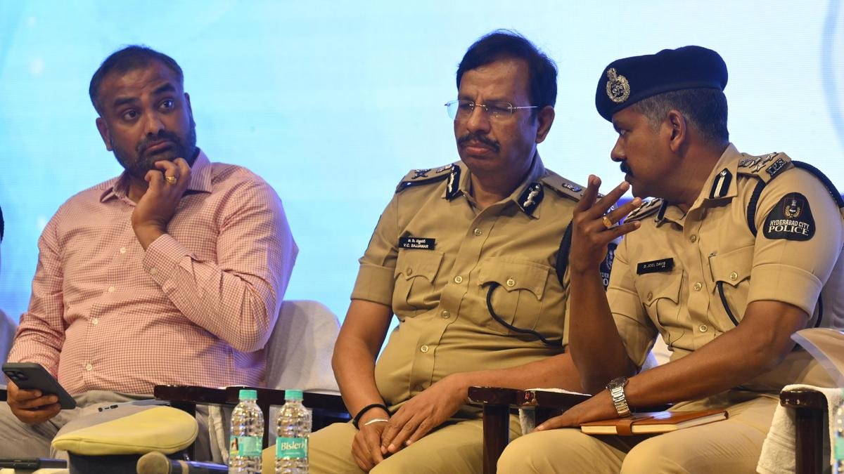 स्कूलों के आसपास की सड़कें सुरक्षा परीक्षण में विफल रहीं क्योंकि हैदराबाद में इस साल नाबालिगों के साथ 128 दुर्घटनाएं दर्ज की गईं