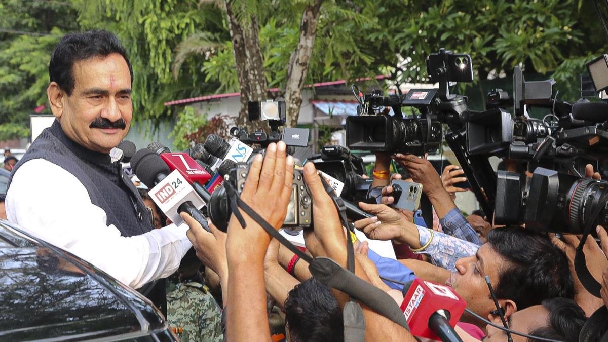 दिल्ली दौरे के बाद नरोत्तम मिश्रा ने कहा, पार्टी की उपचुनाव पसंद को स्वीकार करें