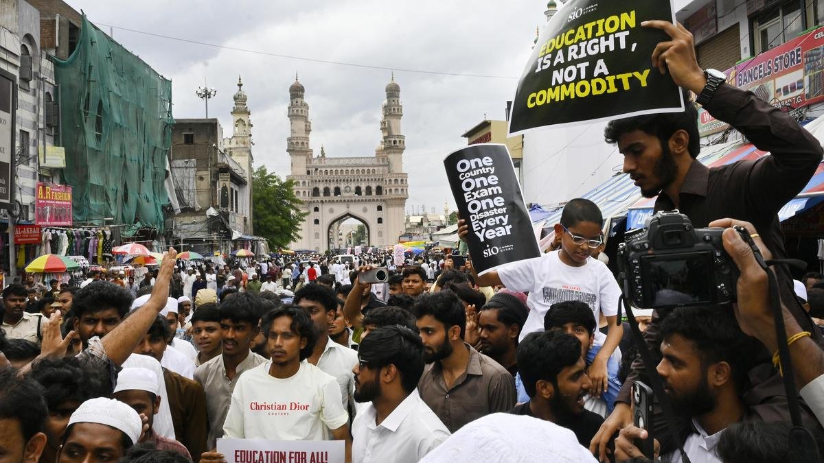 'धर्मेंद्र प्रधान का इस्तीफा एक मील का पत्थर है, लेकिन अंत नहीं': प्रदर्शनकारियों ने सभी मांगें पूरी होने तक जारी रखने का संकल्प लिया
