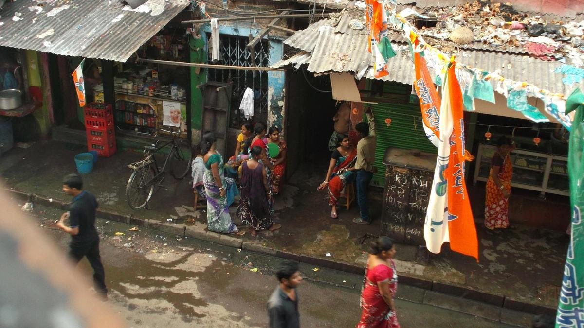 पश्चिम बंगाल सरकार ने सोनागाछी में यौनकर्मियों के लिए सर्वाइकल कैंसर टीकाकरण के लिए डीएमएससी से सहयोग मांगा