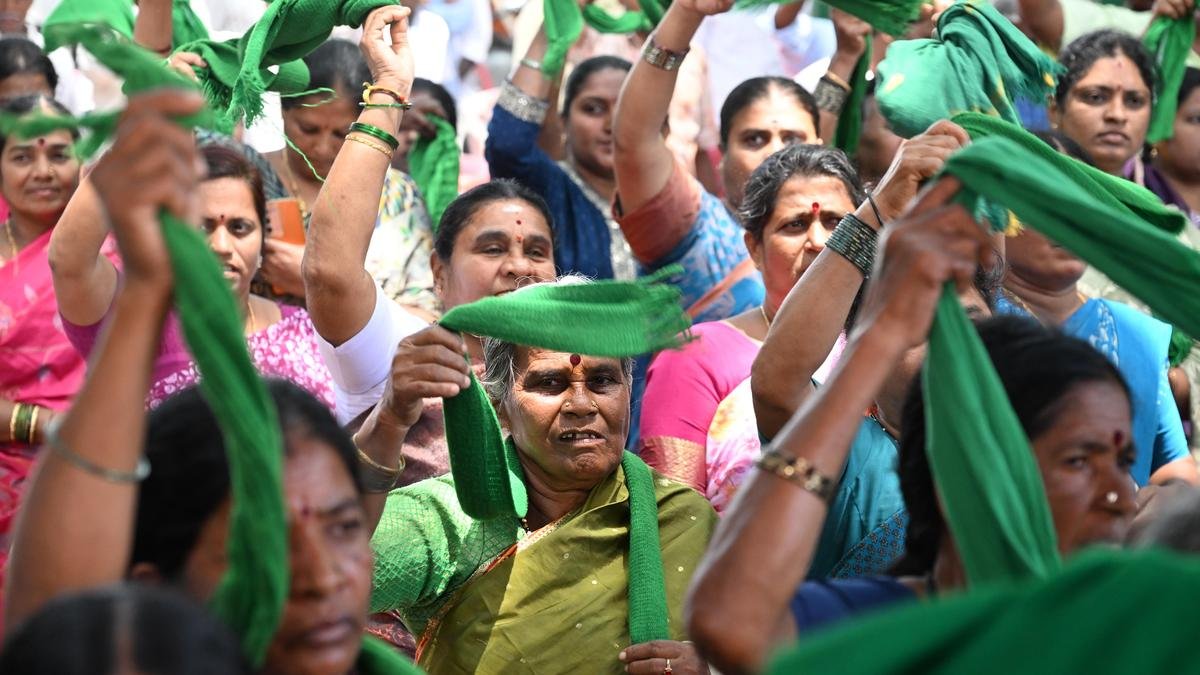 बिदादी टाउनशिप परियोजना: किसानों ने सार्वजनिक सुनवाई में सेवानिवृत्त एससी जज से क्या कहा?