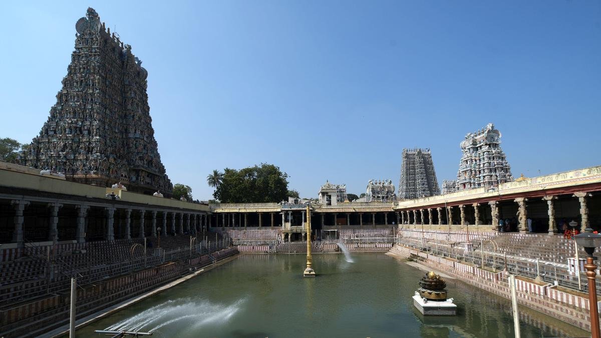 मीनाक्षी अम्मन मंदिर के लिए ट्रस्ट की संपत्तियों के अवैध पंजीकरण के लिए 19 के खिलाफ एफआईआर
