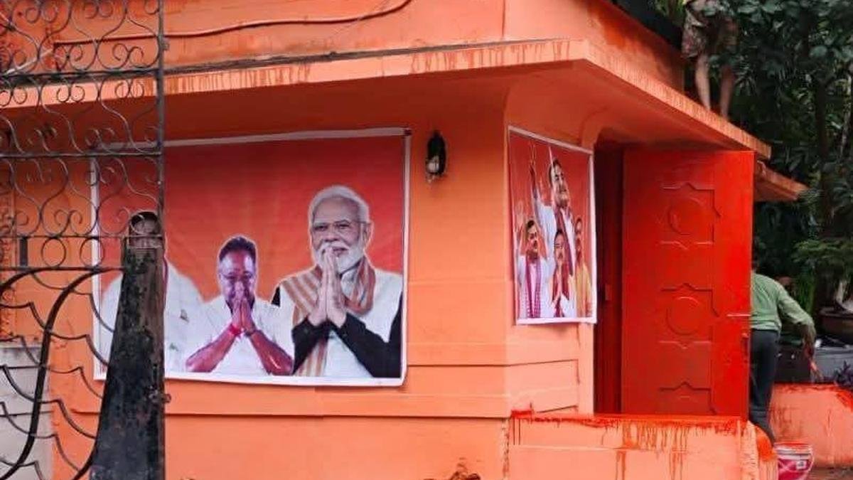 ललित कला अकादमी के सुरक्षा कक्ष को भगवा रंग से रंगने पर विरोध; थिएटर कलाकारों ने बीजेपी बंगाल प्रमुख को लिखा पत्र