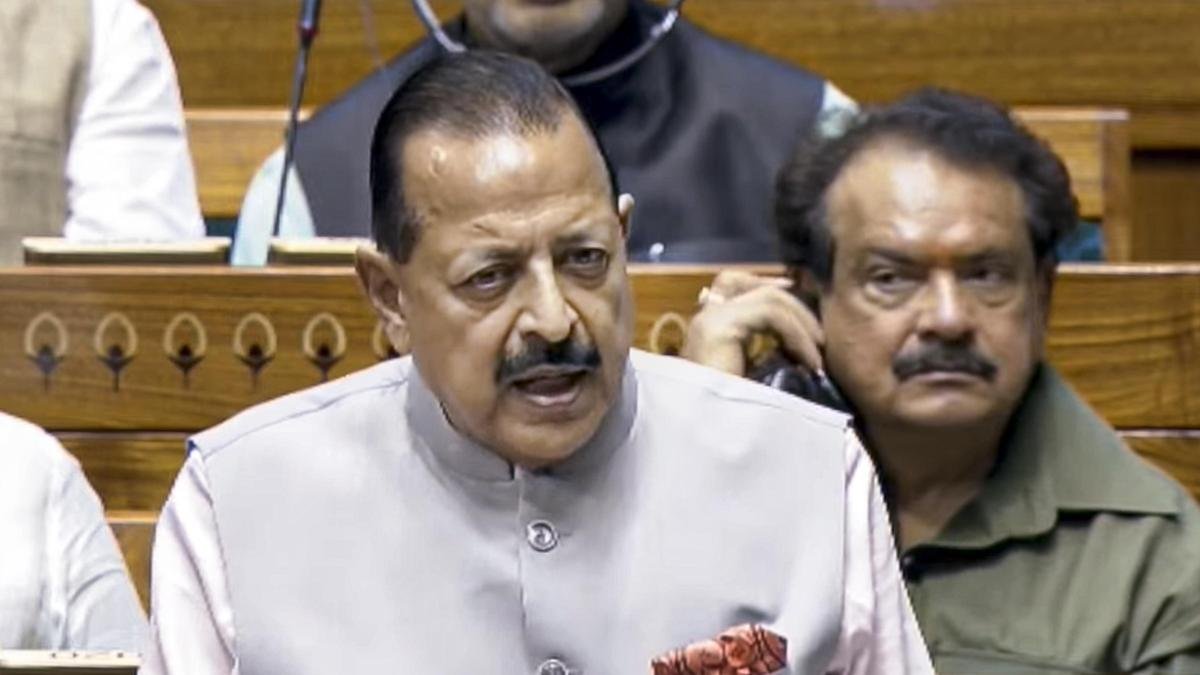 लोकसभा में पेपर लीक विरोधी सख्त विधेयक पारित होने पर केंद्रीय मंत्री जितेंद्र सिंह ने कहा, छात्रों पर कोई गोली नहीं चलाई गई