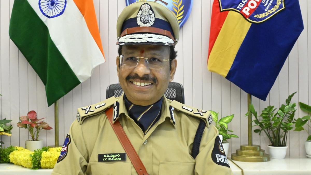 हैदराबाद में खाद्य पदार्थों में मिलावट, साइबर धोखाधड़ी और नशीली दवाओं पर ध्यान: सज्जनार