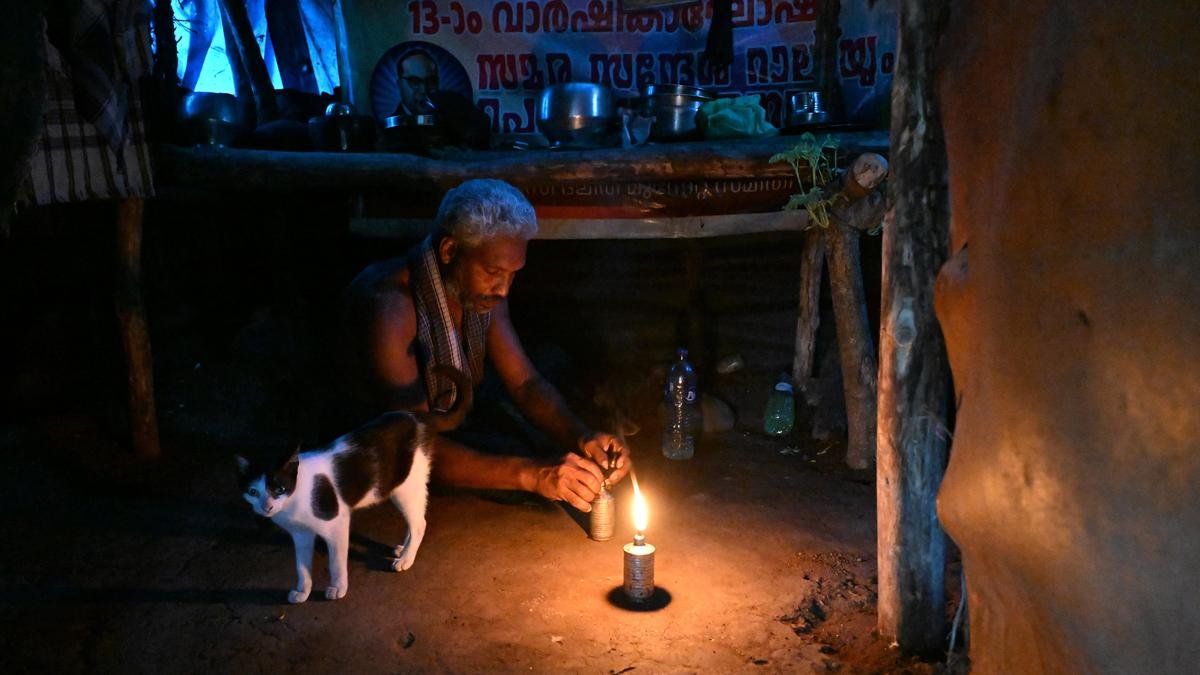 14 साल और आगे: केरलम में अरिप्पा को बिजली का इंतजार है