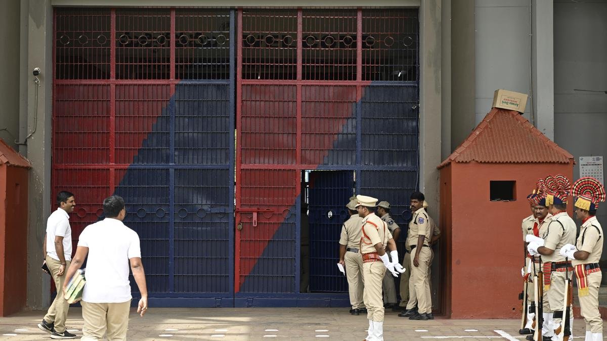 अपराध में साझेदारी, तेलंगाना में सलाखों के पीछे बंद