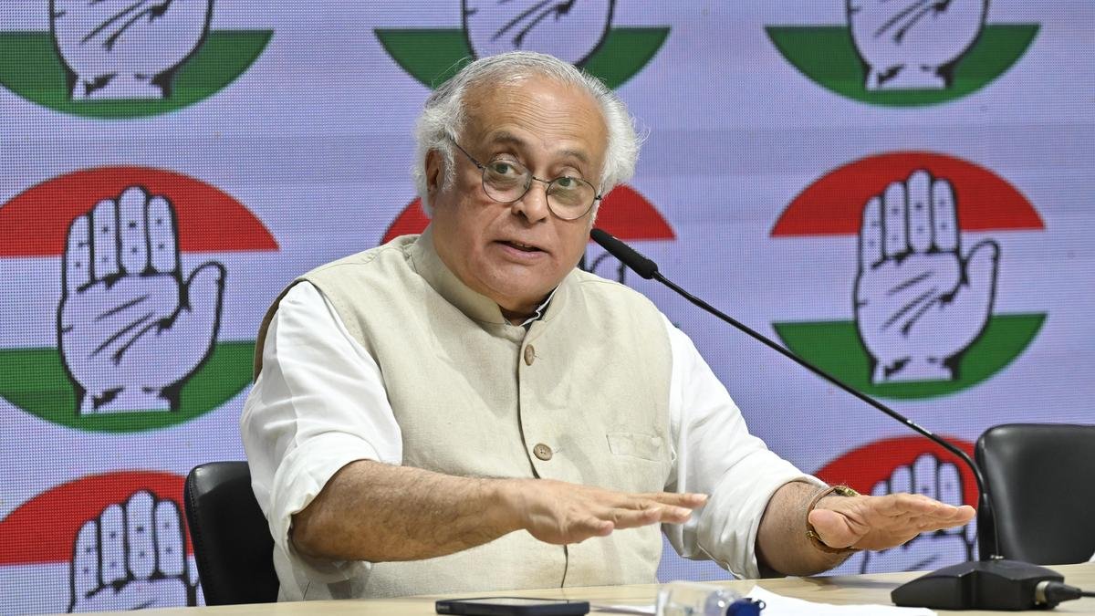 कांग्रेस ने लोकसभा सत्रावसान में देरी को उजागर किया, पूछा कि क्या अमित शाह अभी भी परिसीमन से जुड़े विधेयक के लिए दो-तिहाई बहुमत की मांग कर रहे हैं