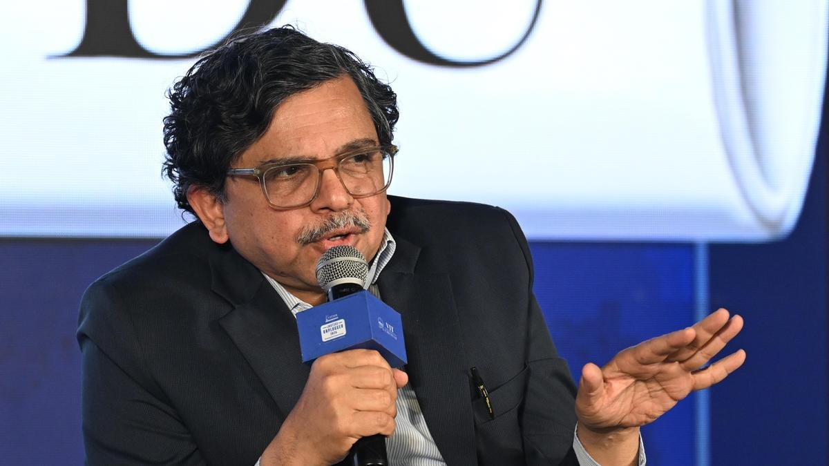 न्यायमूर्ति मुरलीधर का कहना है कि अपरिवर्तनीय जेन जेड लोकतांत्रिक प्रगति का एक निश्चित संकेत है