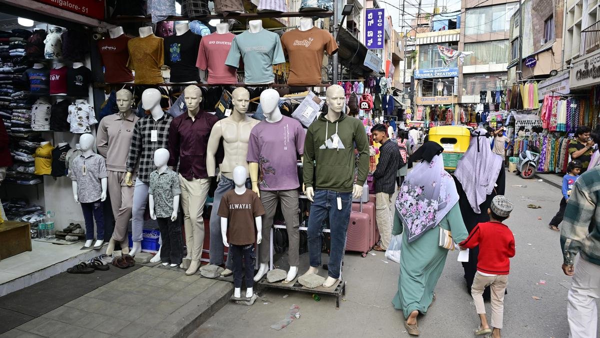 'फुटपाथ मानव जीवन का अभिन्न अंग': सुप्रीम कोर्ट ने फुटपाथों को अतिक्रमण मुक्त करने पर राज्यों, केंद्रशासित प्रदेशों से जवाब मांगा