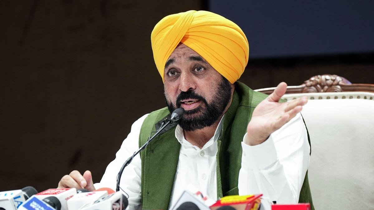 भाजपा के साथ गठबंधन करने के लिए अकाली नेतृत्व 'घुटनों' पर है: पंजाब के मुख्यमंत्री मान