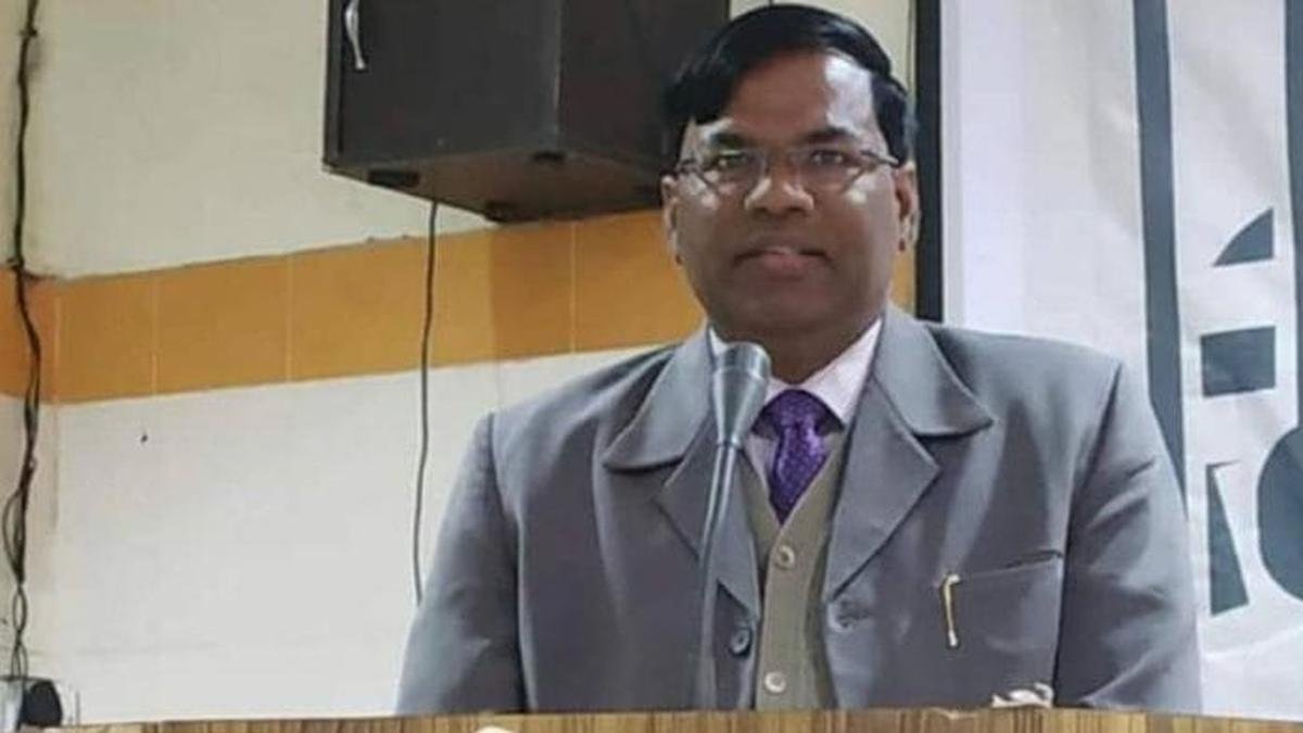 23 मौत की सजा देने वाले जज का कहना है कि कायर कहलाने के बजाय मर जाना पसंद करूंगा