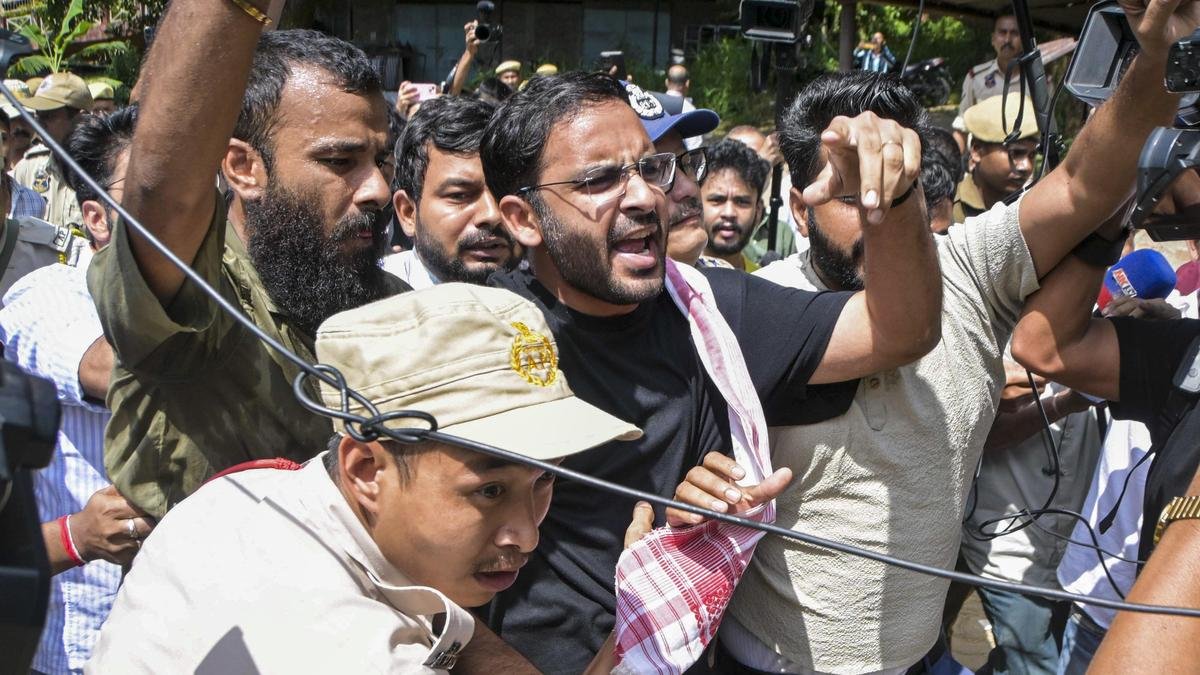 असम पुलिस द्वारा 'अवैध हिरासत' आखिरकार समाप्त हुई: रिहाई के बाद सीजेपी के आशुतोष रांका