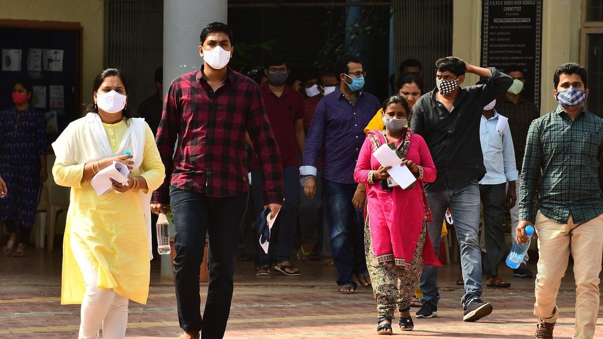 आंध्र प्रदेश ने सरकारी नौकरी के लिए आयु सीमा क्यों बढ़ा दी है? नौकरियाँ, और कौन अभी भी बचा हुआ है? | व्याख्या की