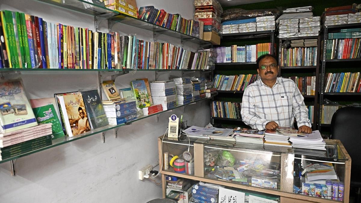 उत्तर प्रदेश में, हानि की भाषा: उर्दू का पतन