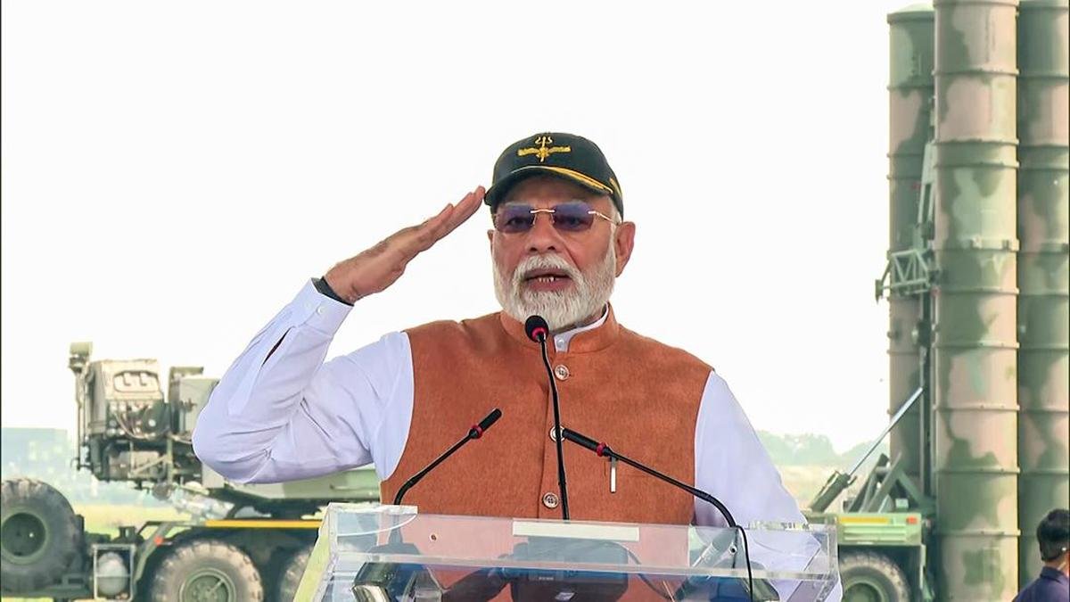 ऑपरेशन सिन्दूर के दौरान S-400 ने 314 किमी दूर पाकिस्तानी विमान को नष्ट कर दिया: रक्षा मंत्रालय की रिपोर्ट