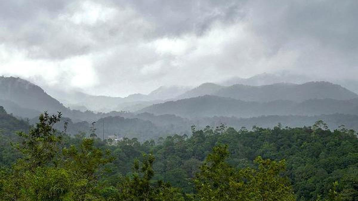 केरल सरकार के प्रस्ताव में आंशिक राहत मिलने से पथानामथिट्टा में ईएसए विवाद गरमा गया है