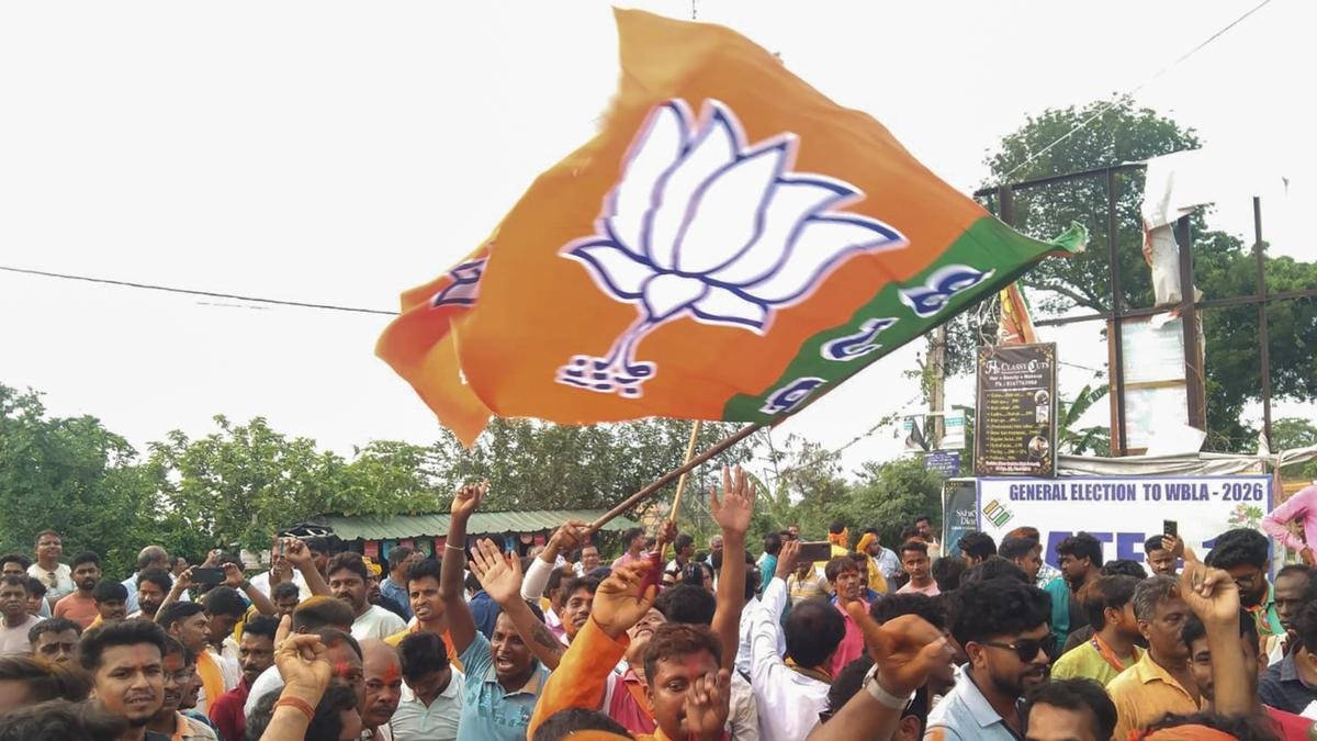 कोलकाता के रेस्तरां में गोमांस विवाद के पीछे यूट्यूबर, प्रभावित करने वाले लोग, आरजे और बंगाल चुनाव के दौरान भाजपा द्वारा वित्त पोषित अभिनेता