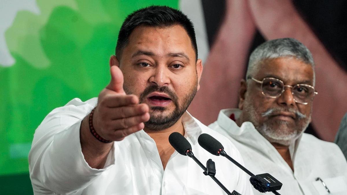 तेजस्वी यादव ने एनडीए नेताओं से नौवीं अनुसूची में बिहार के 75% कोटा के लिए केंद्र पर दबाव डालने का आग्रह किया