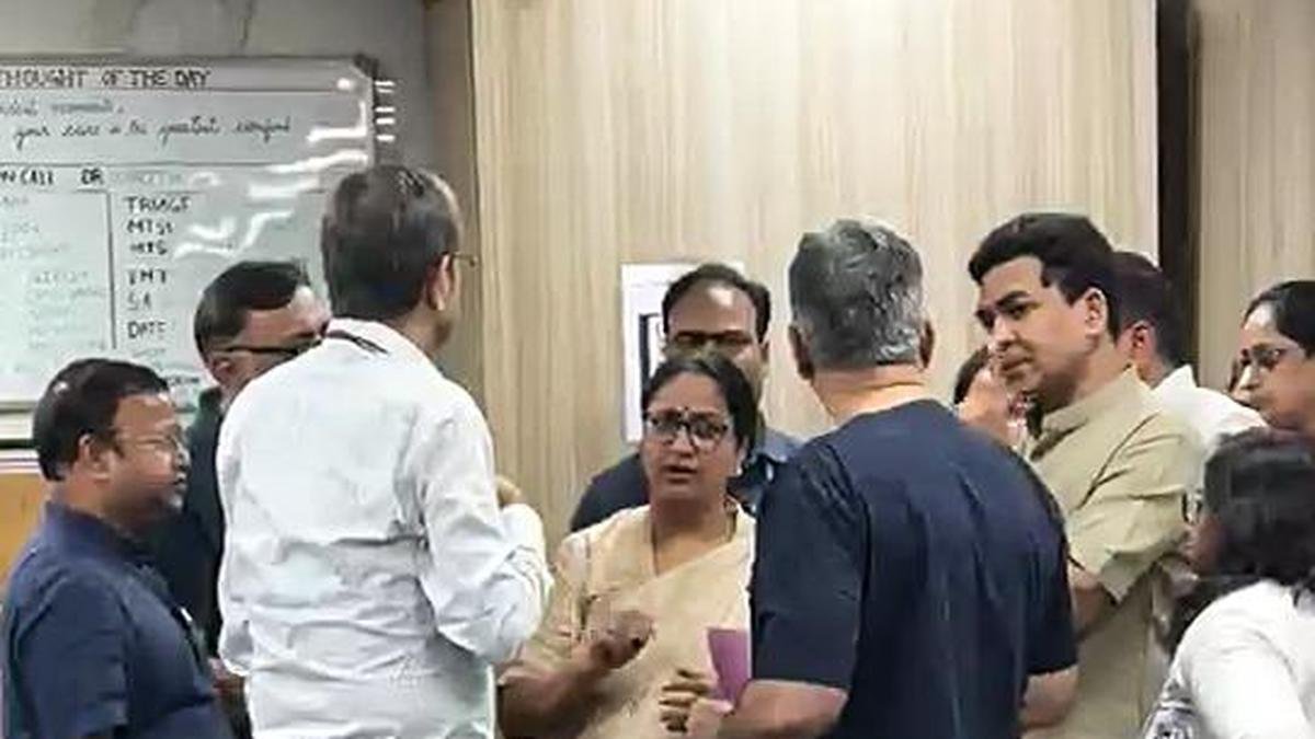 दिल्ली इमारत हादसा: दोषियों को बख्शा नहीं जाएगा, दिल्ली के मुख्यमंत्री ने कहा; मजिस्ट्रेट जांच के आदेश