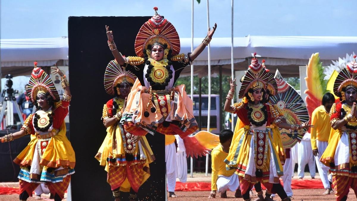 मुख्यमंत्री ने कल्याण कर्नाटक के लिए ₹1,917 करोड़ के विकास कार्यों का शुभारंभ किया