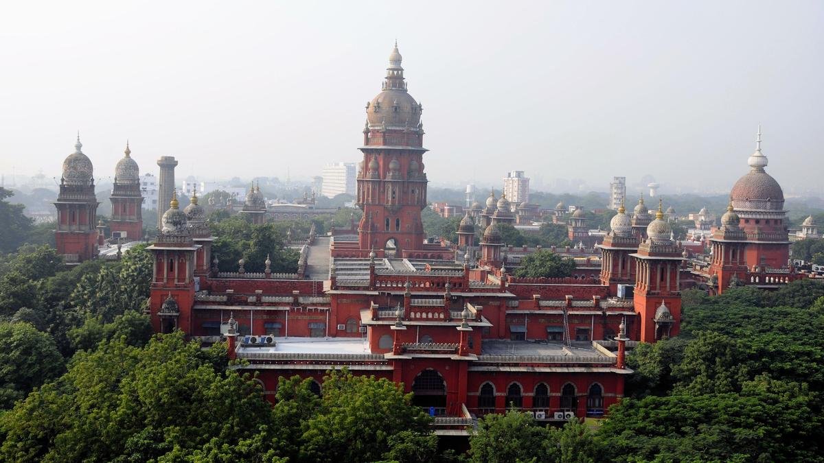 वीरमणि POCSO अधिनियम मामला: मद्रास उच्च न्यायालय ने मीडिया को मामले के तथ्यात्मक मैट्रिक्स पर चर्चा नहीं करने का निर्देश दिया