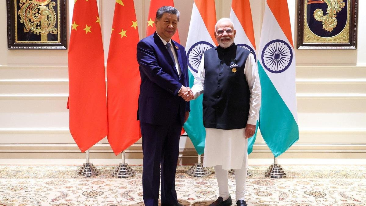 शी, मोदी ने भारत-चीन संबंधों में 'निरंतर प्रगति' का स्वागत किया