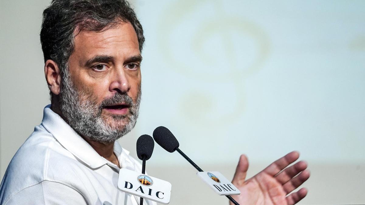 'समझौता करने वाले पीएम मोदी फिर अमेरिकी दबाव के आगे समर्पण कर रहे हैं': सरकार के यूपीआई कदम पर राहुल