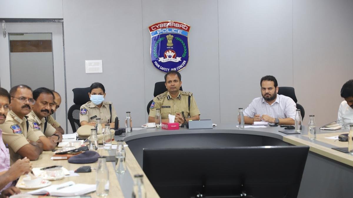 समर्पित बस लेन से जेएनटीयू-रायदुर्गम व्यस्त समय में आवागमन में 20 मिनट की कटौती हो सकती है