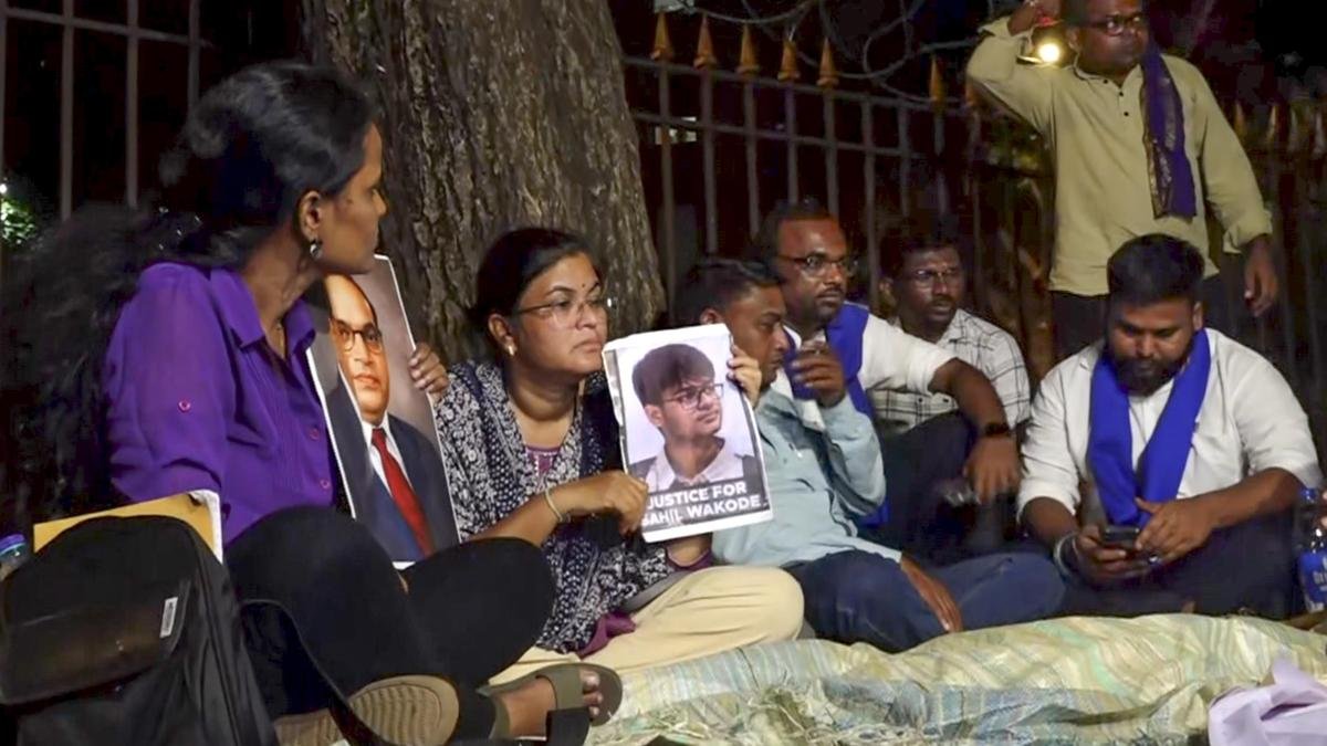 साहिल वाकोडे की मौत को अलग करके नहीं देखा जा सकता, आईआईटी बॉम्बे के पूर्व छात्रों ने निदेशक को लिखा पत्र