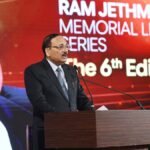सीजेआई का कहना है कि न्यायपालिका खुद को जांच से बचाकर जनता का विश्वास अर्जित नहीं कर सकती