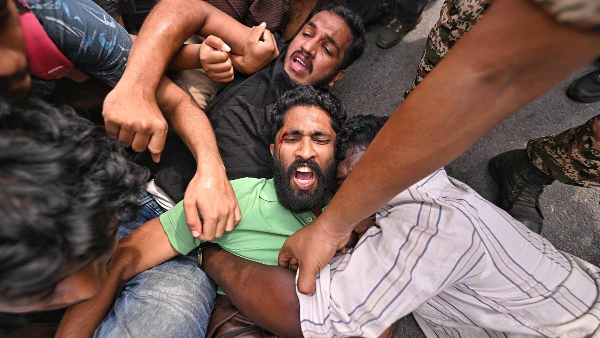 10 अक्टूबर को बंदियों को 'गर्म, ताज़ा, अच्छा भोजन' दिया गया, केवल सेल्युलर इंटरनेट निलंबित किया गया था: दिल्ली पुलिस ने SC से कहा