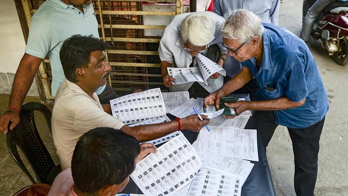 16.10 लाख निर्दोष मतदाताओं के खिलाफ चुनाव आयोग की अपीलें कानूनी सवाल उठाती हैं