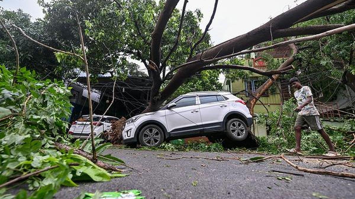 Cyclone Arnab: चक्रवात के बाद अंडमान सागर में बना कम दबाव, आंध्र प्रदेश पर पड़ सकता है असर