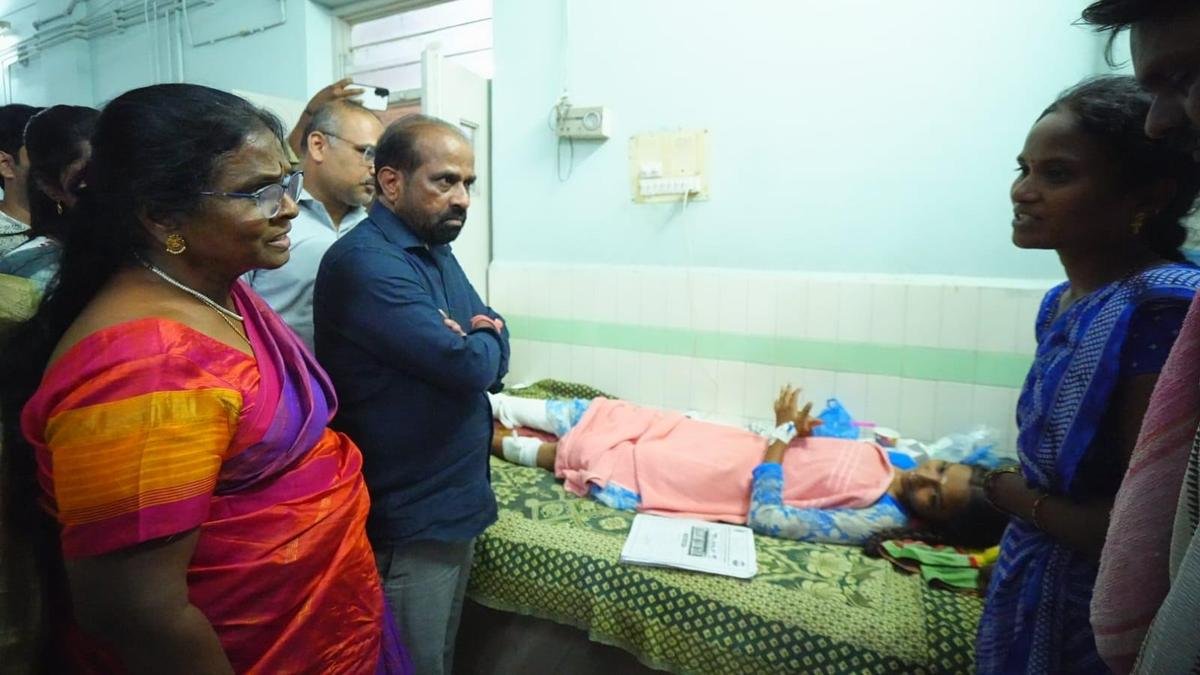 अनंतपुर में 10वीं कक्षा की छात्रा पर कक्षा में जंजीर से हमला; अपराधी को कुछ ही घंटों में पकड़ लिया गया