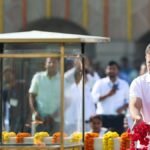 'उन्होंने हमें सिखाया कि अन्याय के सामने कभी नहीं झुकना चाहिए': कांग्रेस ने महात्मा गांधी को श्रद्धांजलि दी