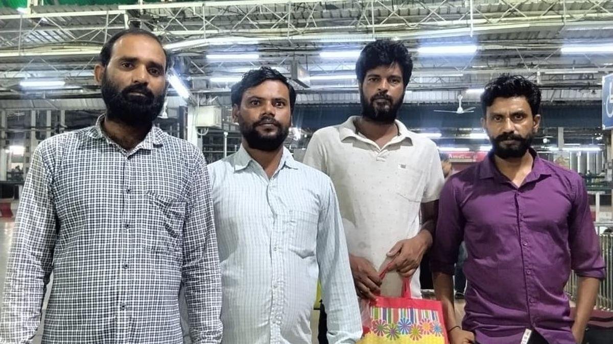 कलकत्ता उच्च न्यायालय के हस्तक्षेप के बाद बंगाल के चार श्रमिक छत्तीसगढ़ में हिरासत से मुक्त हो गए