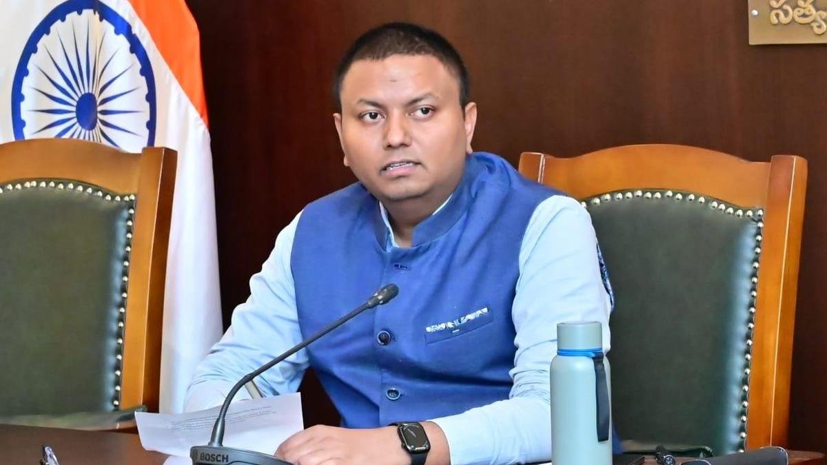 कलेक्टर का कहना है कि आंध्र में सीतारमण के मदनपल्ले भाषण पर चिल्लाना उत्साह था, नौकरियों का विरोध नहीं