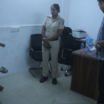 दिल्ली पुलिस ने दीपके को उनकी दादी की मौत के बारे में सूचित करने का वीडियो जारी किया, सीजेपी के आरोप का खंडन किया