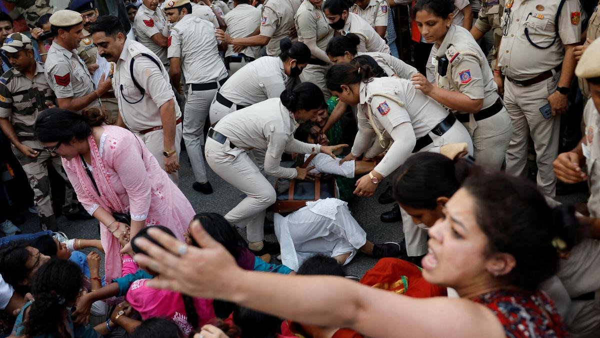 दिल्ली पुलिस ने 'धारणा' अभियान तेज किया, 10 अक्टूबर के विरोध प्रदर्शन से पहले 500 लोगों, 200 सोशल मीडिया चैनलों की पहचान की
