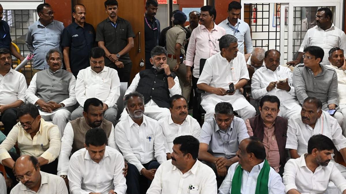 पेश हैं कर्नाटक से आज की बड़ी ख़बरें