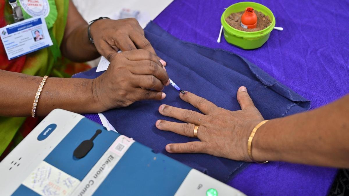 मदुरंतकम, धारापुरम में छह महीने में दूसरी बार चुनाव हो रहे हैं
